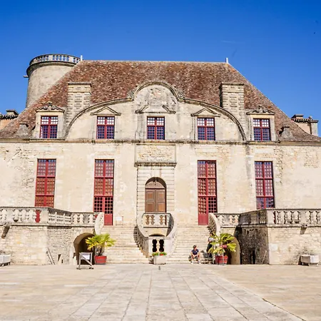 Ferme Du Moulin De Pailleres, Vue Panoramique, Piscine - Ideal 4 A 5 Personnes *