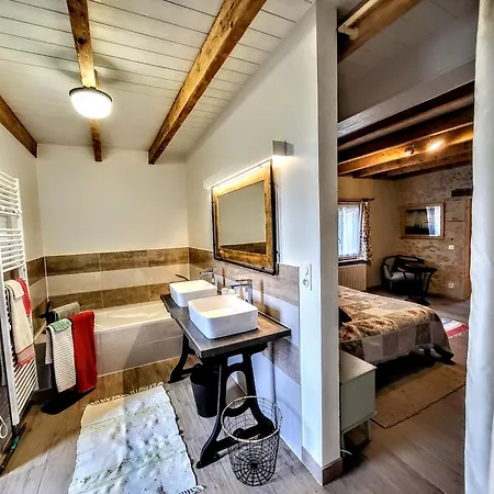 Ferme Du Moulin De Pailleres, Vue Panoramique, Piscine - Ideal 4 A 5 Personnes Galapian